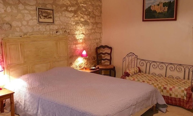 Tournon-d'Agenais House | Character house with private pool. Sleeps 10 in the Lot valley.