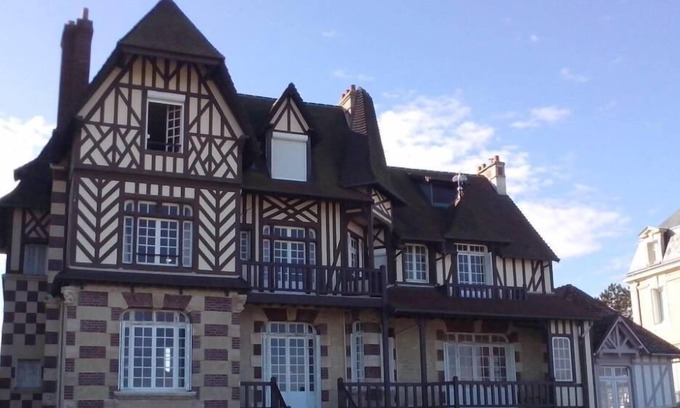 Hermanville-sur-Mer House | Character villa facing the sea - the Neva - Hermanville-sur-Mer