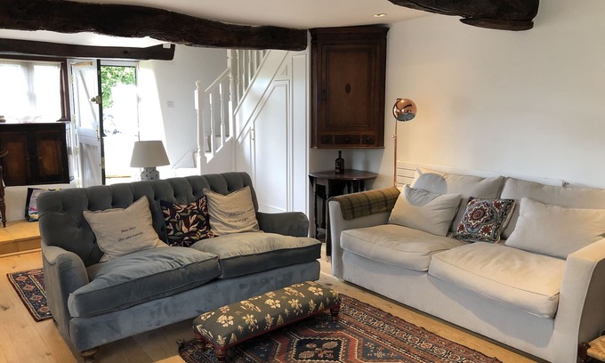 Slad Cottage | Characterful, cosy cottage with far reaching views along the Slad Valley