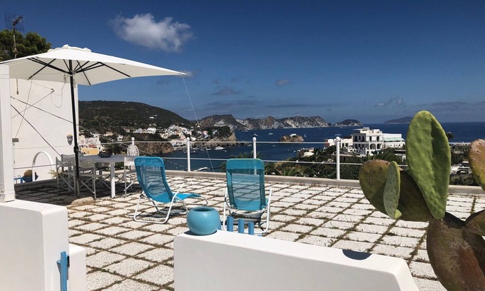 Ponza House | Characteristic Ponza home