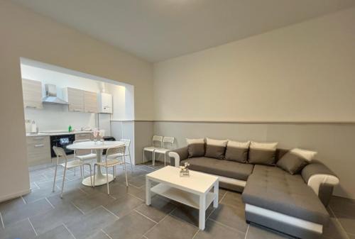 Ransart House | Charbex 2 Bruxelles-Charleroi-airport