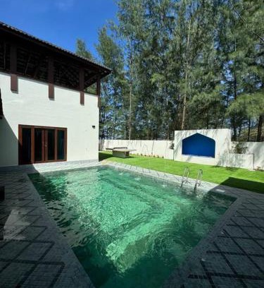 Kampung Gok Kapur House | Charis Tanjong Jara, Beach & Pool Villa Sapphire