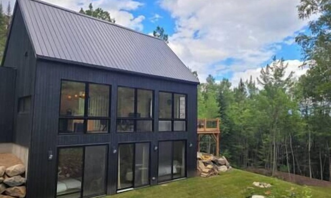 Saint Aime Des Lacs Ski Chalet | Charlevoix - Chalet La Cache