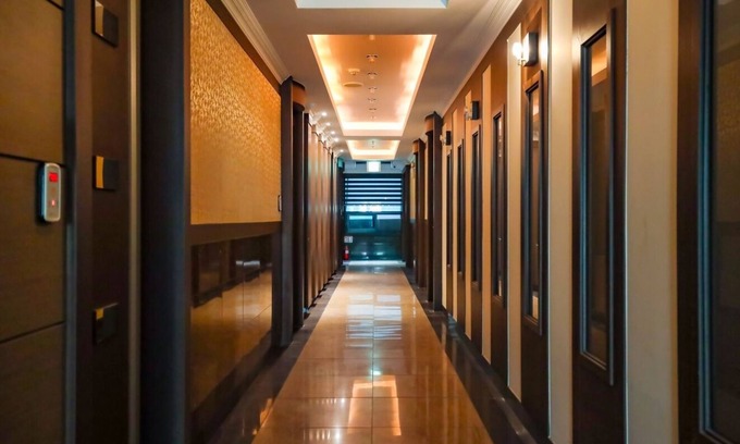 Pyeongtaek Hotel | Charlot Castle Hotel
