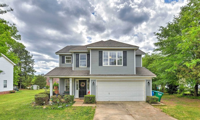 Pineville House | Charlotte Area Retreat Near Shopping & Dining!
