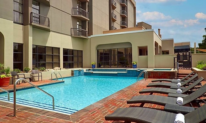 Barclay Downs Hotel | Charlotte Marriott Southpark