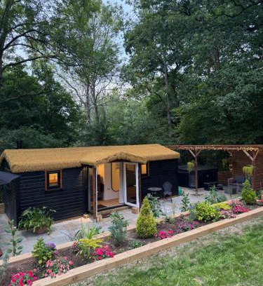Staplefield Cabin | Charlton's Hollow