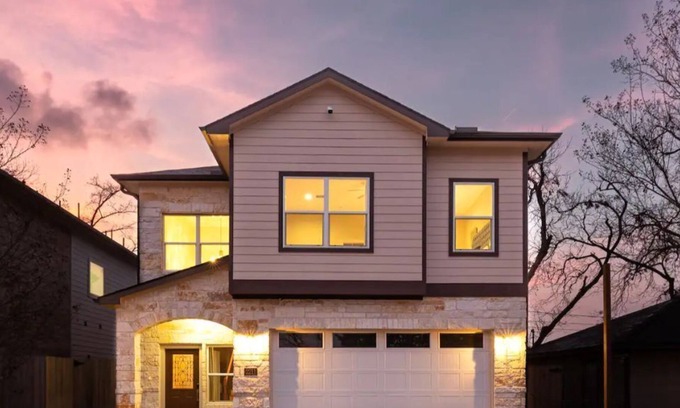 Spring Branch East House | Charm 1 near Downtown & Galleria