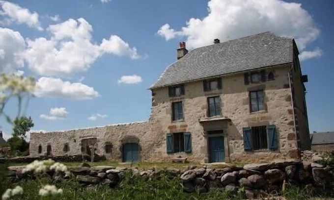 Dienne House | Charm cottage in Dienne, Fortunies 1864