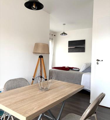 Villeneuve-les-Maguelone Apartment | Charmant studio pour étudiant seul ou à 2