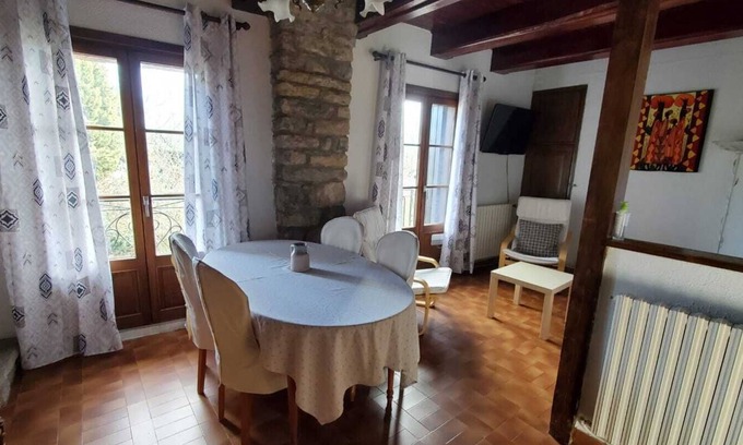 Le Caylar Apartment | Charmant Gîte au Coeur du Caylar