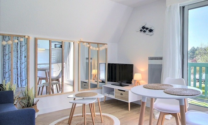 Tourgeville Apartment | Charmant Studio Deauville - 5 min de la Plage Dans Résidence Fermée Avec Parking