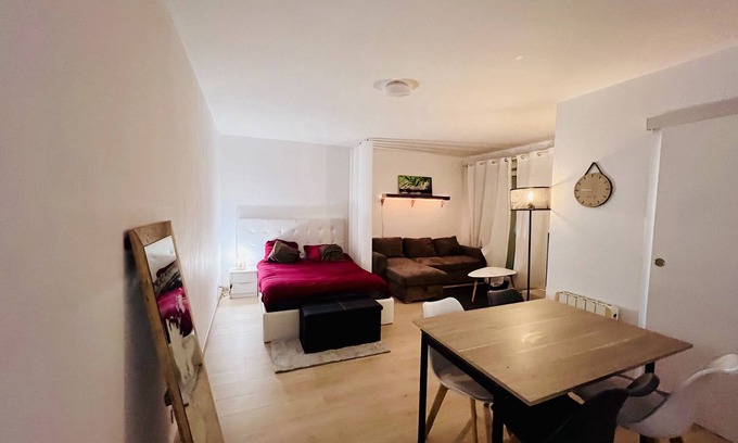 Meaux Apartment | Charmant Studio : Proche Paris et Disneyland !