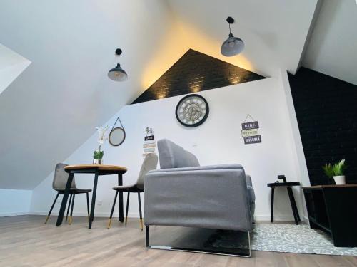 Saint-Pol-sur-Mer Apartment | Charmant T2 atypique Industriel