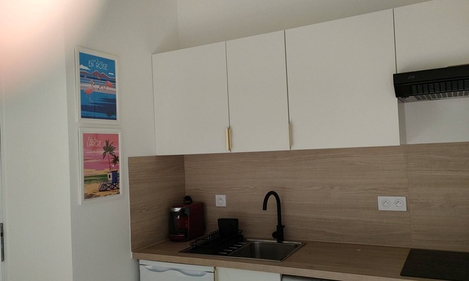 Velaux Apartment | Charmant T2 Avec Jardinet au Coeur de Velaux