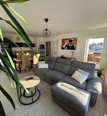 Saint-Jean-de Niost Apartment | Charmant T3 proche plaine de l’Ain