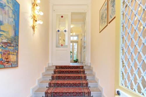 Rhodt unter Rietburg Apartment | Charmante Altbauwohnung mit Gartenblick