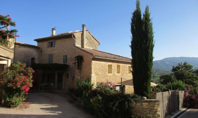 Crillon-le-Brave House | Charmante Maison de Village Proche de Bédoin, au Pied du Mont Ventoux
