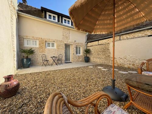 Pacy-sur-Eure House | Charmante Maison avec Jardin Privé - PACY SUR EURE