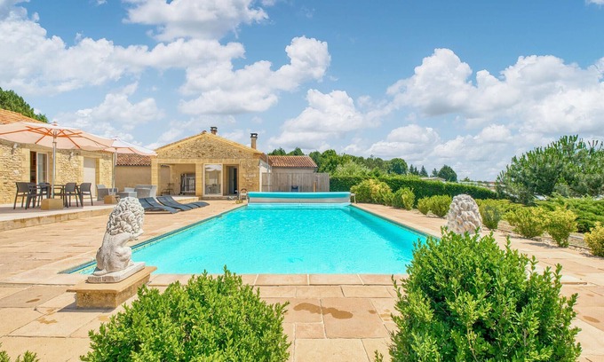La Douze House | Charmante Maison avec piscine