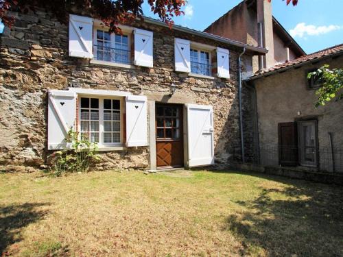 Blesle House | Charmante maison de village avec cour fermée, proche gorges et sites médiévaux, idéale pour découvrir 3 départements - FR-1-582-14