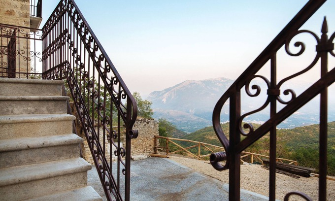 San Benedetto in Perillis House | Charme in Perillis