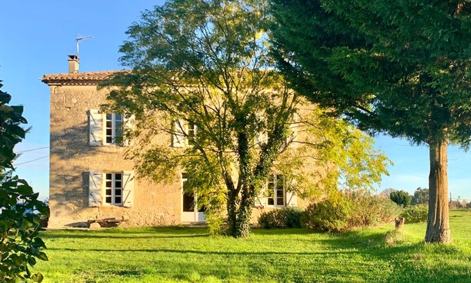 Moncrabeau House | Charmed country house in a bucolic environment
