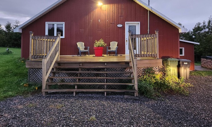Saint-Remi-de-Tingwick Ski Chalet | Charming place with spa and tranquility