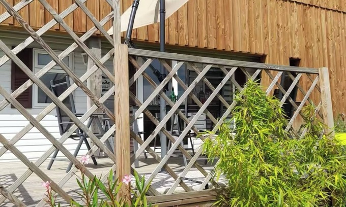 Sainte-Sabine-Born Cottage | Charming cottage with all comforts