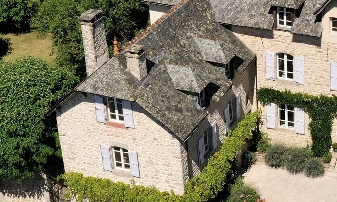 Entraygues-sur-Truyere House | Charming cottage, 3 bedrooms, with garden