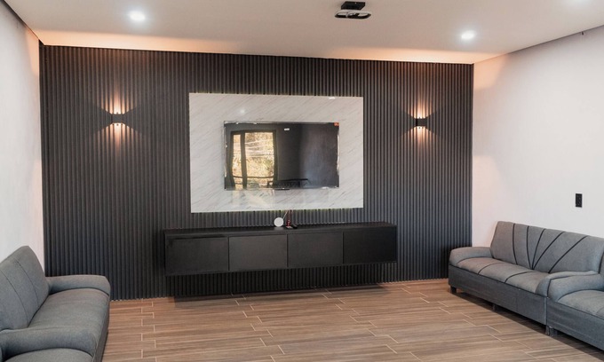 El Arenal Apartment | Charming 1-bedroom apartment in delightful El Arenal with WiFi