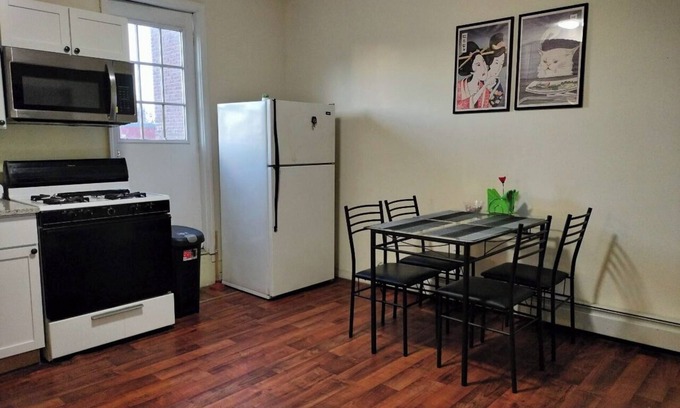 Inner Belt Apartment | Charming 1-bedroom apartment with AC, WiFi in delightful Cambridge