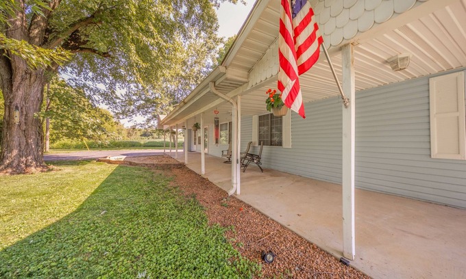 Perkinsville Apartment | Charming 1-bedroom apartment in rural Anderson with AC, WiFi, Closento casino
