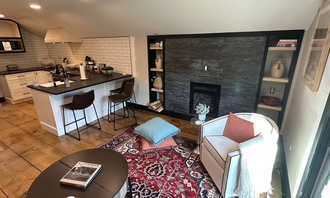 South Royalton Apartment | Charming 1-bedroom apartment in wonderful Barnard with WiFi, AC