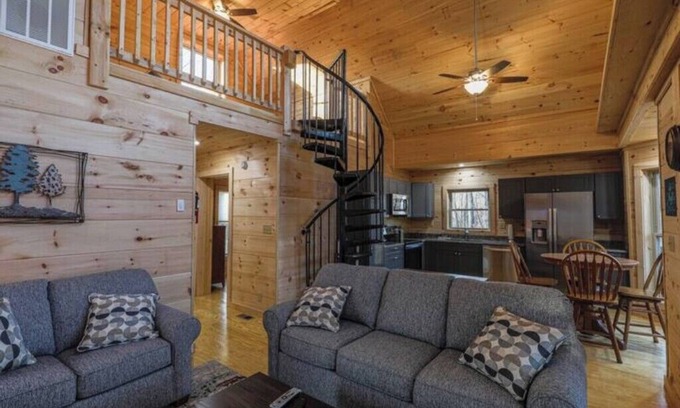 Luray Cabin | Charming 1-bedroom cabin in Luray with WiFi access