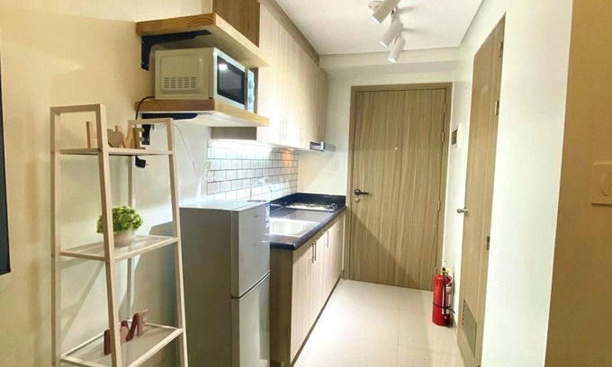 Tambo Condo | Charming 1-bedroom condo with AC and WiFi in delightful Pasay