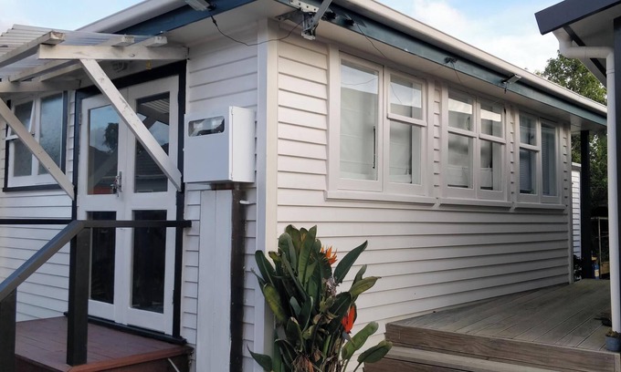 Trentham House | Charming 1-bedroom house in enchanting Upper Hutt with WiFi