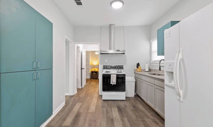 Fort Worth House | Charming 1-bedroom home with AC and WiFi in lovely Fort Worth