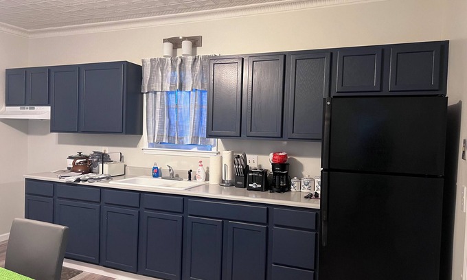 Syracuse House | Charming 1-bedroom in house with WiFi, AC in welcoming Syracuse