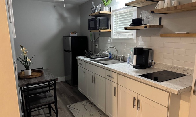 Douglasville House | Charming 1-bedroom house in nice Douglasville with WiFi, AC