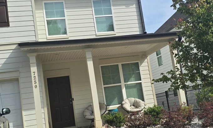 Lithonia House | Charming 1-bedroom house with WiFi, AC in lovely Stonecrest