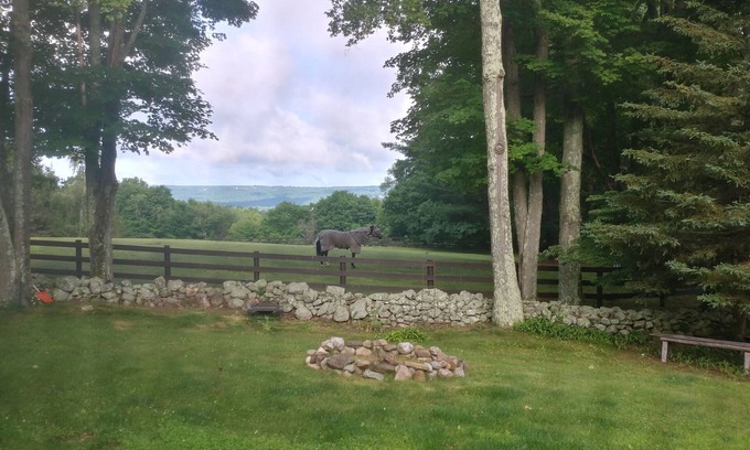 Woodbury House | Charming 1760 Cape Nestled in the Foothills of Litchfield County