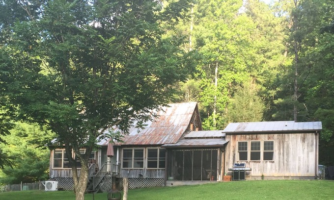 Robbinsville Other | Charming 1880's farmhouse in Stecoah Valley