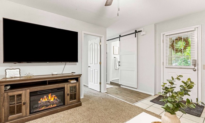 Caldwell House | Charming 1Bed/Bath+Downtown Caldwell+Golf Course