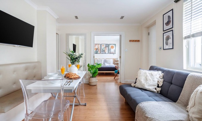 Campden Apartment | Charming 1BR in Iconic Notting Hill