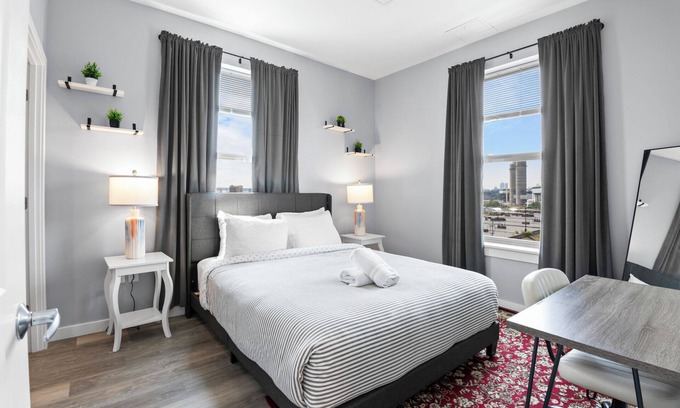 Everett Apartment | Charming 1BR Near Encore 8028