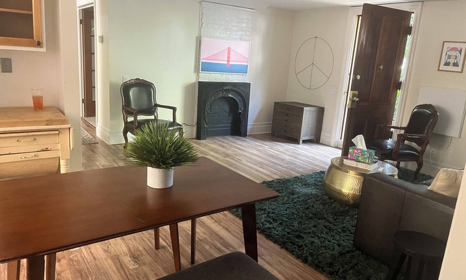 Picnic Valley House | Charming 2.5 bedroom 1 bath house with Heated floor, WiFi in peaceful San Rafael