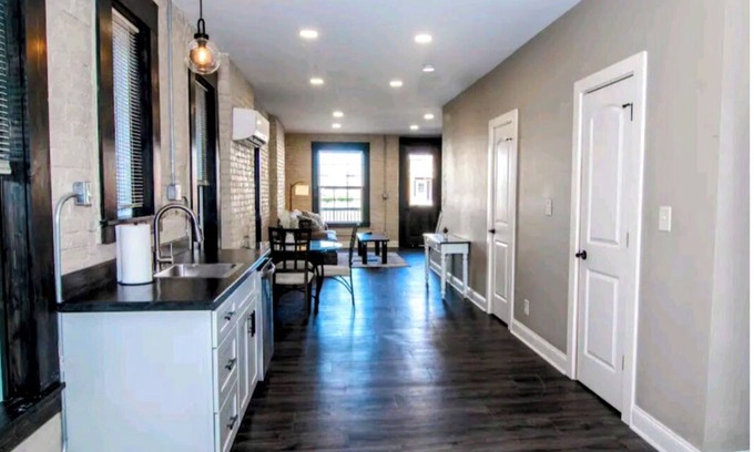 Near East Columbus House | Charming 2-bed 1/2 duplex with ensuite bathrooms, Wi-Fi, close to everything!