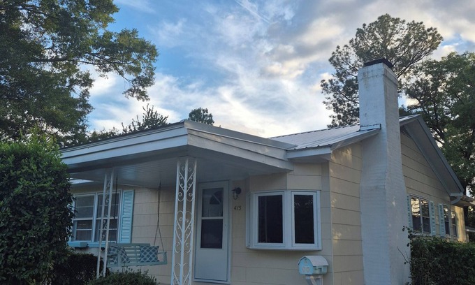 Washington House | Charming 2-bed/2-bath house within a 15-minute walk to the downtown waterfront.