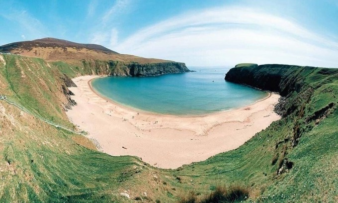 Donegal House | Charming 2-bed Apartment in Donegal Town Centre